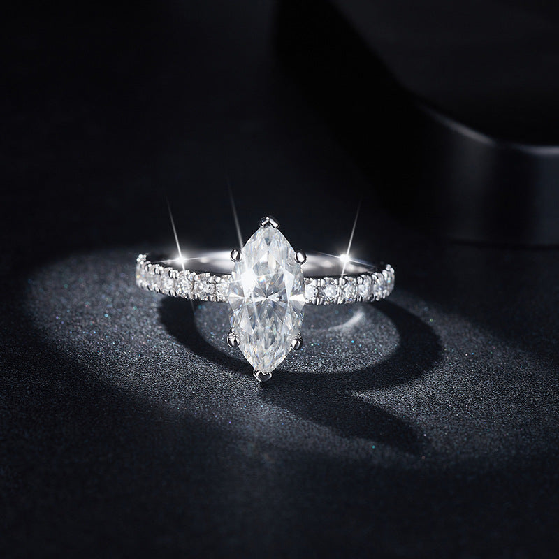 Marquins Moissanite Ring 4 Prog Ring 6*12mm