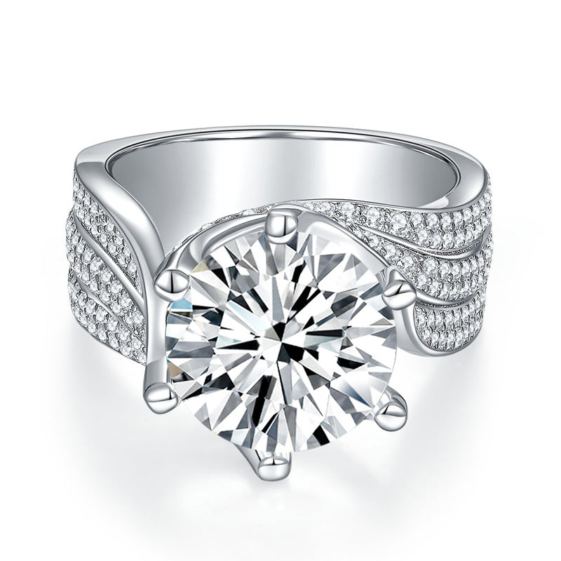 Queen Crown Round Moissanite Engagement Ring