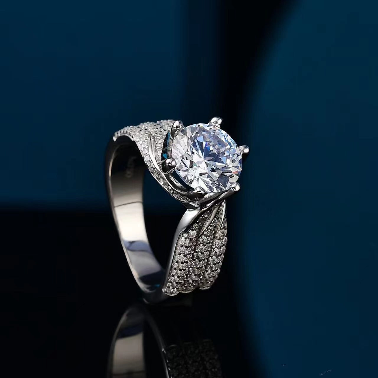 Queen Crown Round Moissanite Engagement Ring