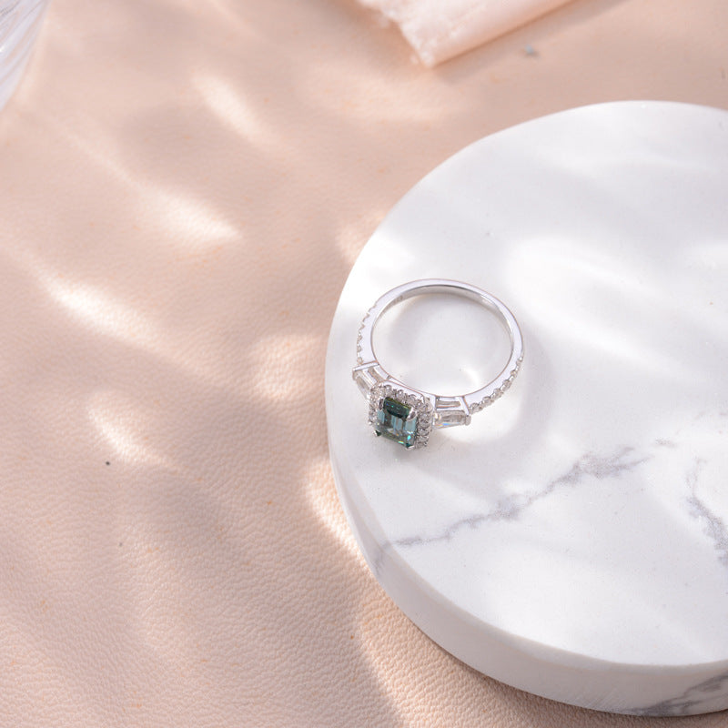 Green Emerlad Engagemen Ring