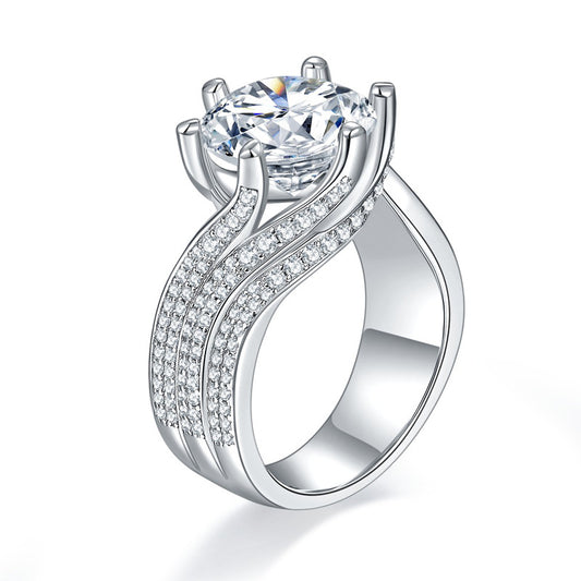 Queen Crown Round Moissanite Engagement Ring