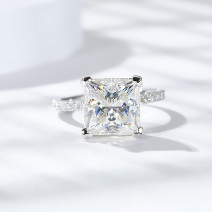 Princess Cute Moissanite Engagement Ring